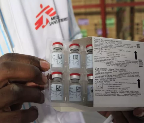 The first batch of the Ad26.ZEBOV / MVA-BN-Filo vaccine, produced by Janssen / Johnson & Johnson, has arrived in Goma, Democratic Republic of Congo. The start of the study is scheduled for November 14th.